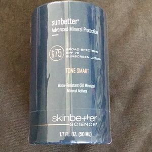 Skinbetter Science Sunbetter Advanced Mineral Sunscreen. SPF 75 Tone Smart 50 ml